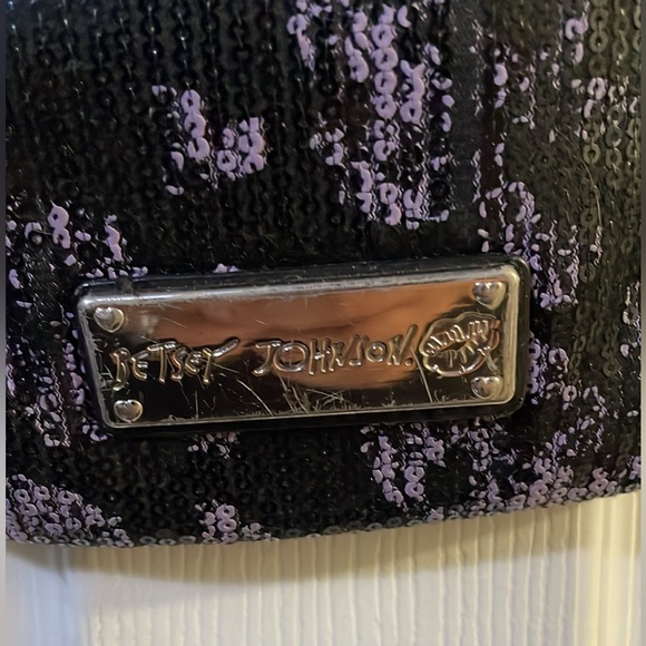 Betsy Johnson sequin purse - Picture 2 of 10